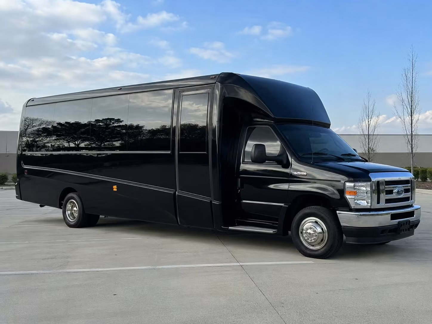 15 passenger minibus